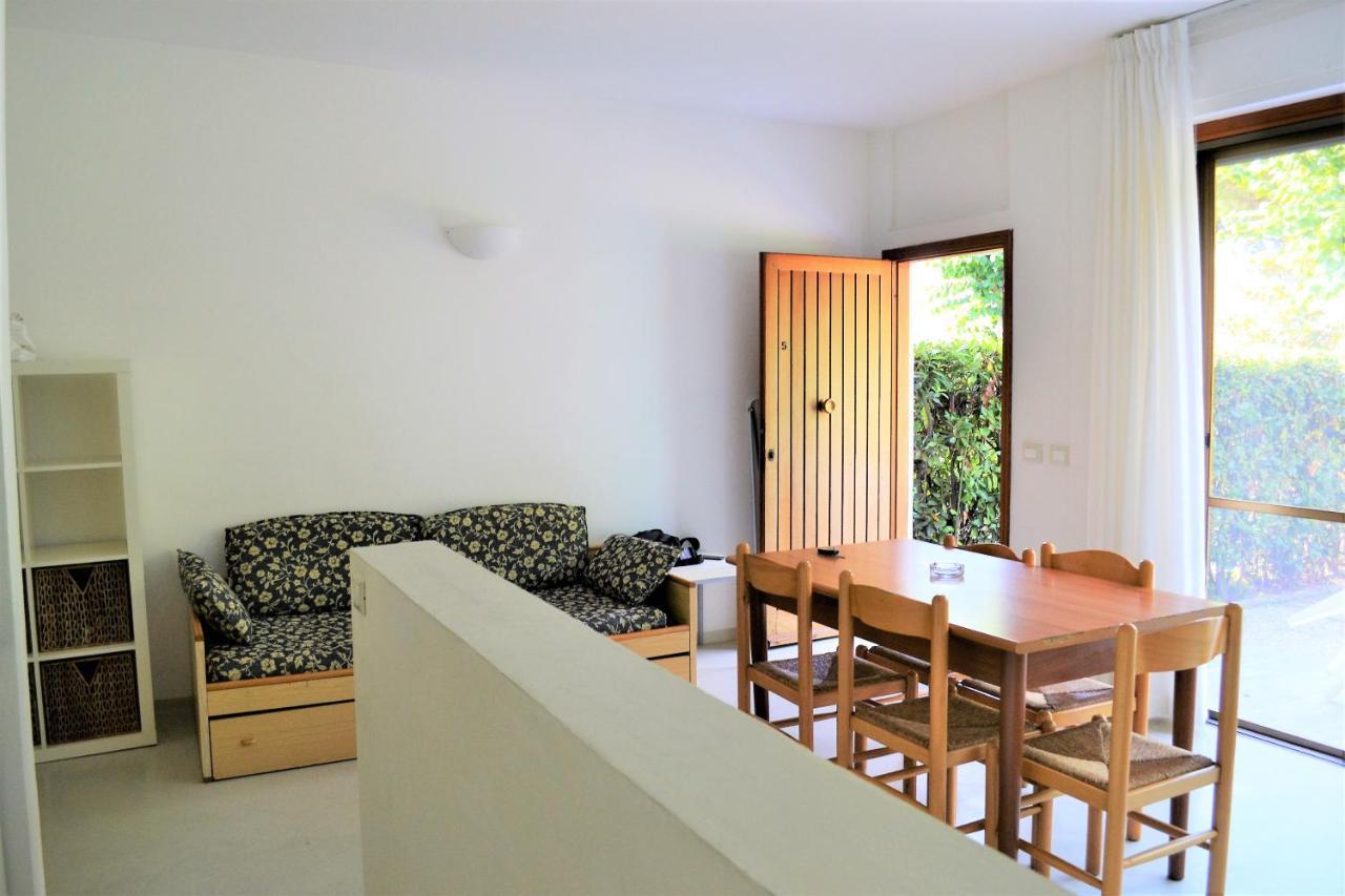 Aviotel Residence マリーナ・ディ・カンポ 部屋 写真