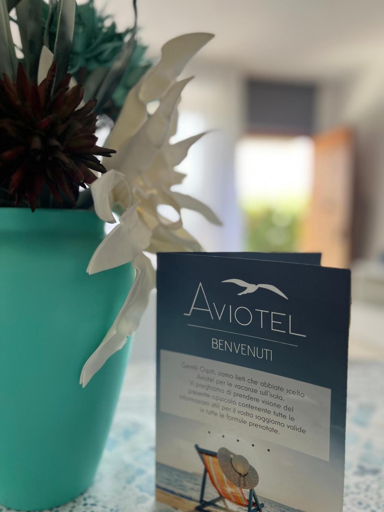 Aviotel Residence マリーナ・ディ・カンポ エクステリア 写真