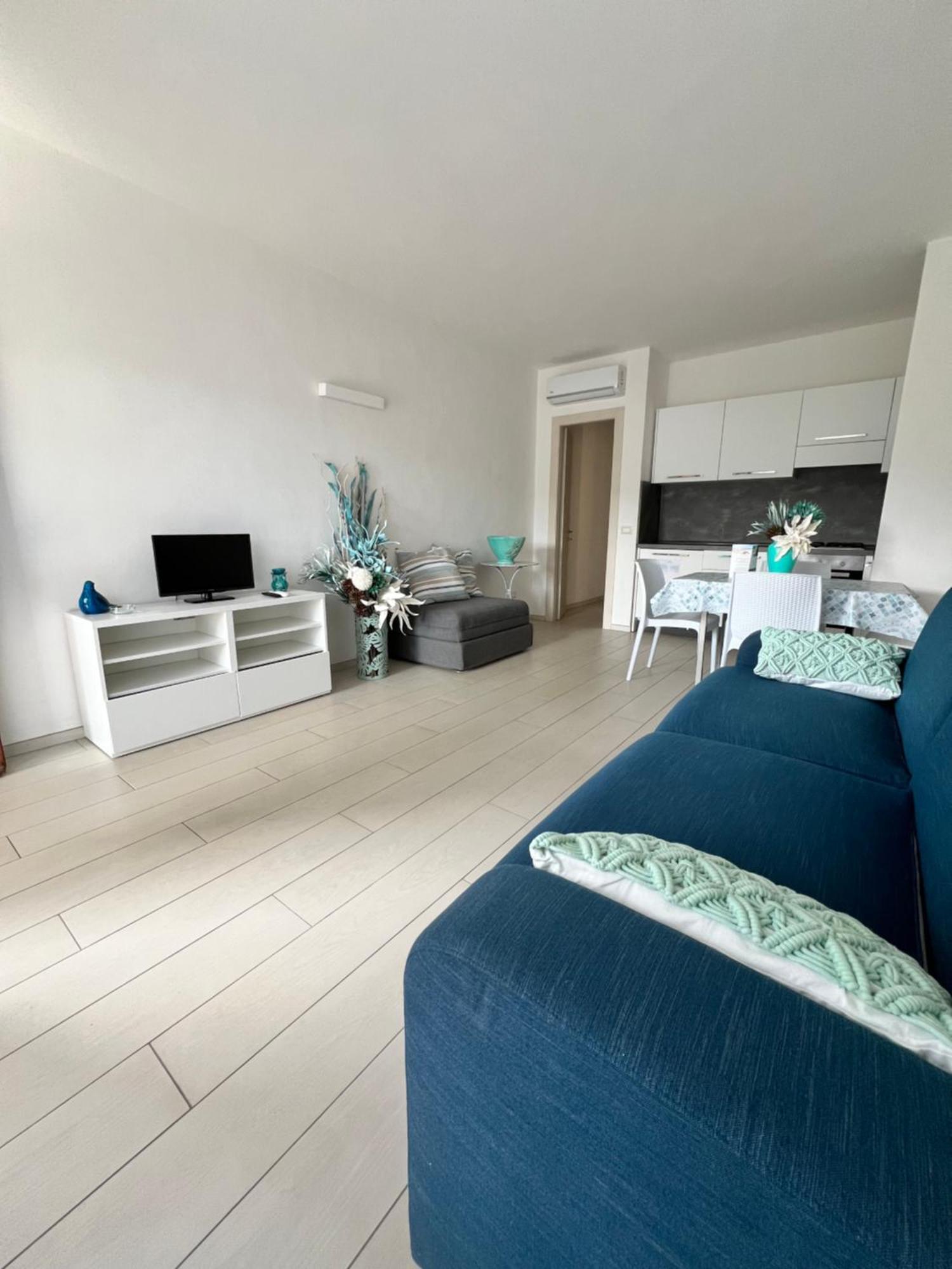 Aviotel Residence マリーナ・ディ・カンポ 部屋 写真
