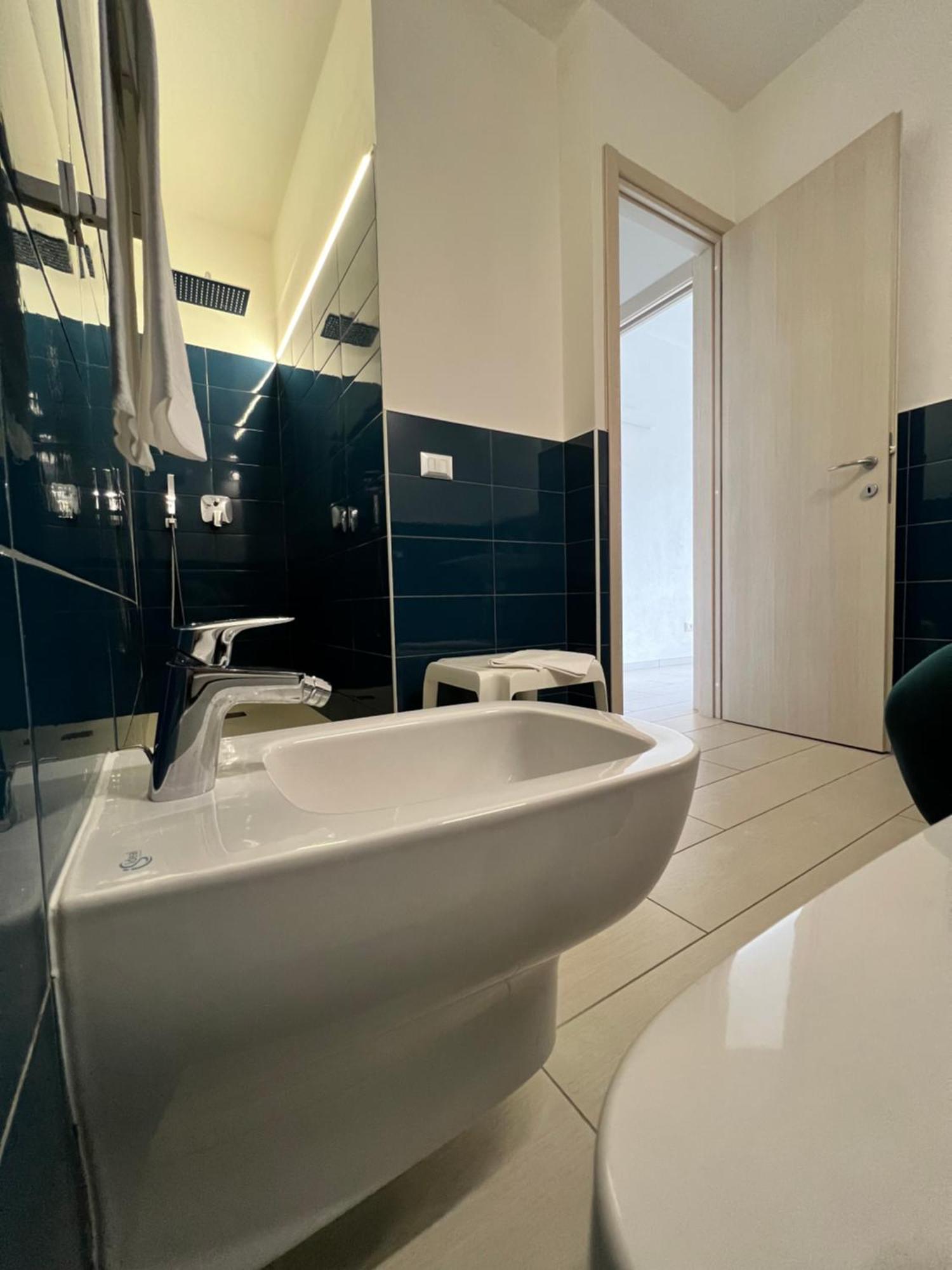 Aviotel Residence マリーナ・ディ・カンポ 部屋 写真